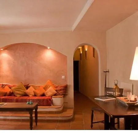 Darcilla Apartment